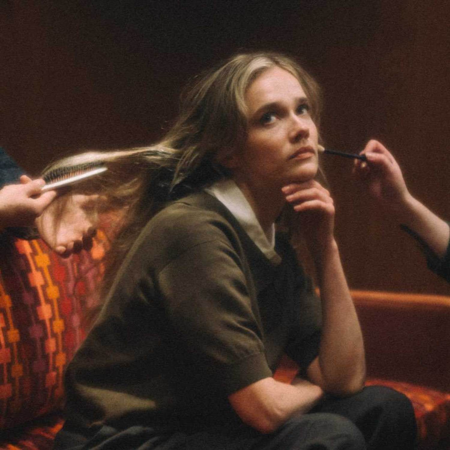 Florrie - "Malibu (Falling Over The Edge)"