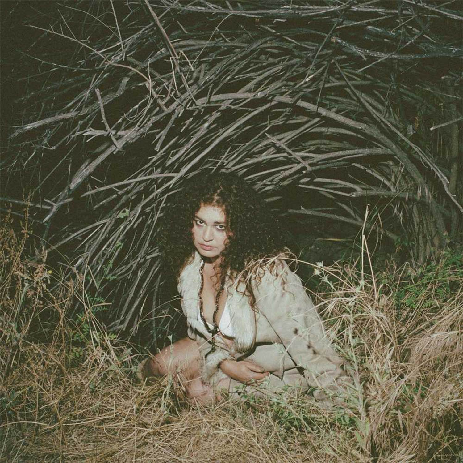 Remi Wolf – "Twiggy"